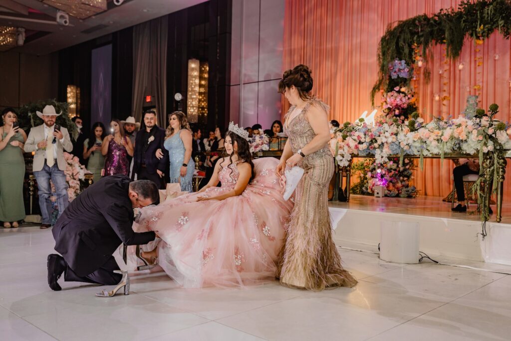 quinceanera changing shoes tradition 1600x1067