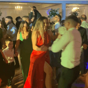 wedding rosanna&john dancefloor 610x610px