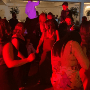 wedding rozanna&john dancefloor 02 610x
