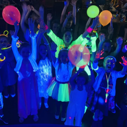 glow party gallery 02 440x440px