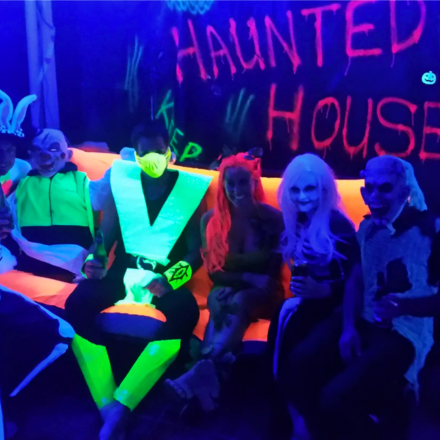 glow party gallery 03 440x440px